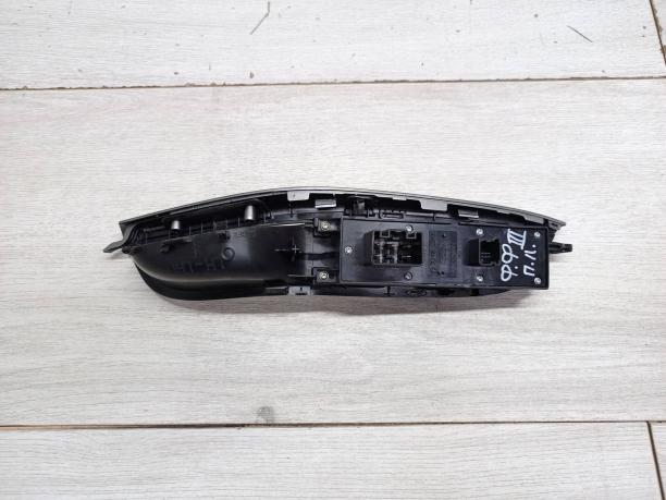 Блок управления стеклами Ford Focus 3 AM5T14A132EA