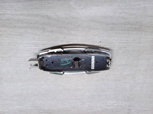 Плафон салонный Ford Focus 3 1859068
