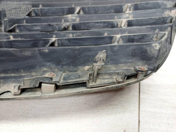 Решетка радиатора Nissan Almera Classic B10 8731031900