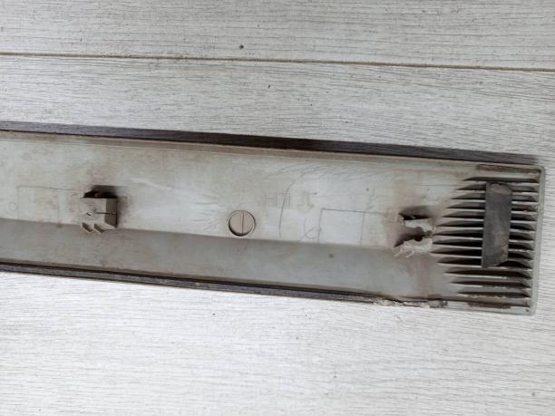Молдинг двери передней левой Almera Classic B10 86311-31700