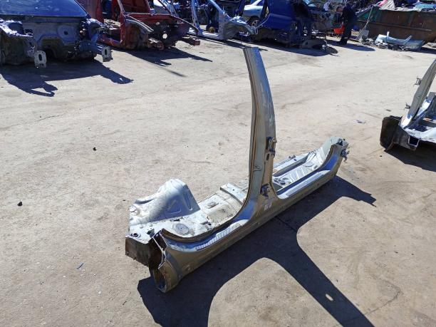 Порог правый Nissan Almera G15 