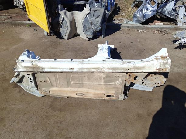 Порог левый Ford Focus 3 
