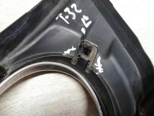 Решетка бампера левая Nissan X-Trail T32 62257-4BA0B