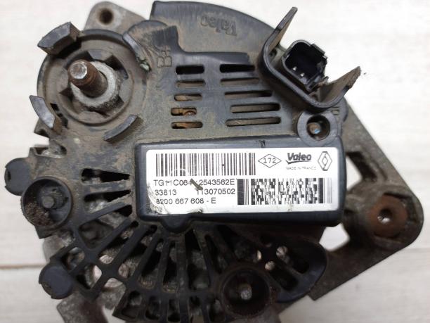 Генератор Renault-Nissan 8200667608