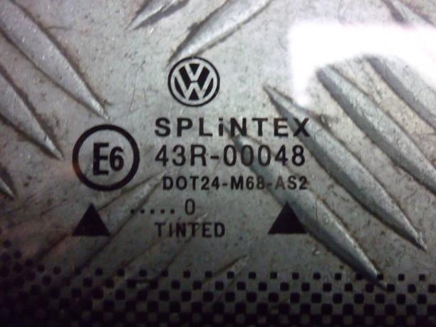 Стекло кузовное правое Volkswagen Passat B5 3B5845298J