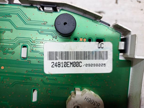 Панель приборов Nissan Tiida C11 24810EM00C