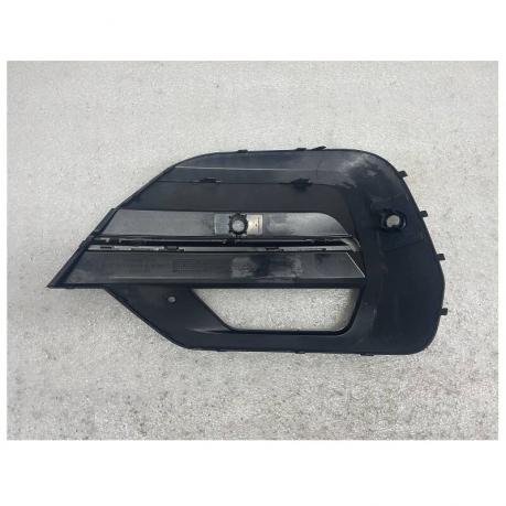 Transporter T6-1 Решетка бампера под парктр и PA 7LA807489C9B9