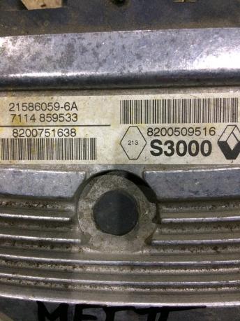 Блок управления двигателем Renault Megane 2 8200509516