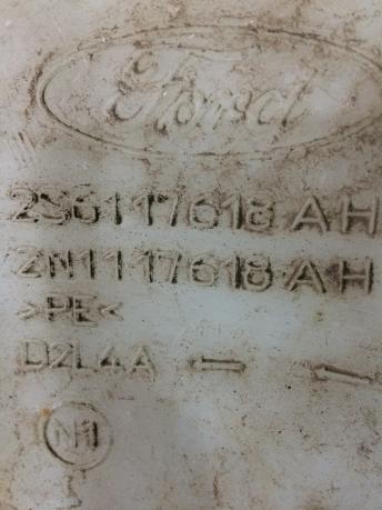 Бачок омывателя Ford Fiesta 2S6117618AH