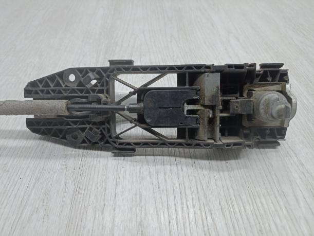 Ручка двери наружная передняя левая Skoda Fabia 2 3B0837205GGRU