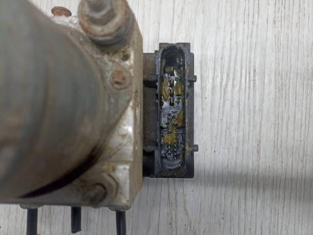 Блок ABS (насос) Citroen C4 1 9659457180