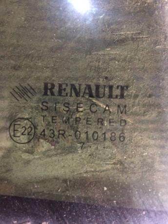 Стекло задней правой двери Renault Logan 2 822621008R