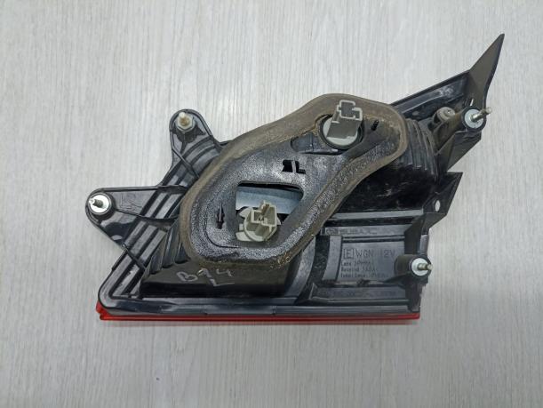 Фонарь задний левый внутренний Subaru Legacy B14 84912AJ240
