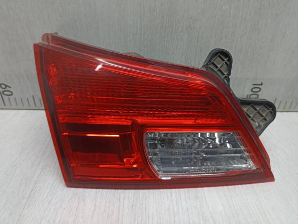 Фонарь задний левый внутренний Subaru Legacy B14 84912AJ240