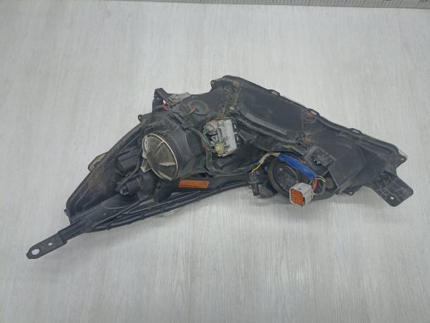 Фара правая Subaru Legacy B14 рестайлинг 84001AJ220