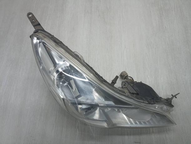 Фара правая Subaru Legacy B14 рестайлинг 84001AJ220