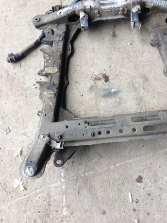 Балка подмоторная (подрамник) Renault Megane 1 8200033099