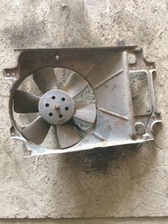Вентилятор радиатора Volkswagen Golf 2 165959455AA