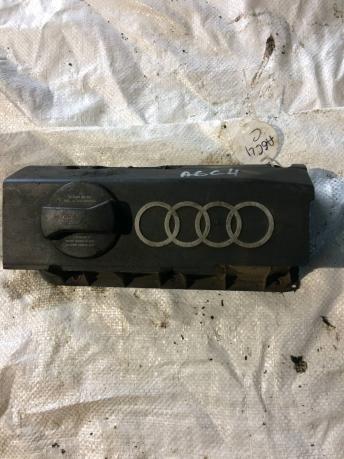 Клапанная крышка Audi A6 C4 078103472D