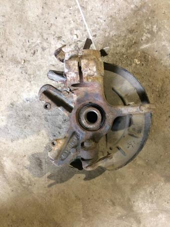 Кулак передний правый Skoda Fabia 6Q0407256AC