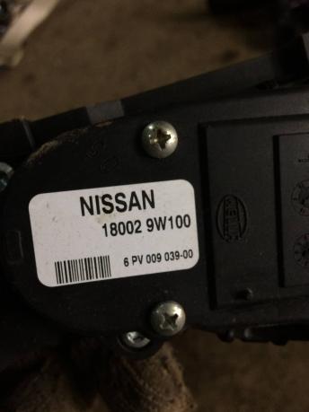 Педаль газа Nissan Teana J31 180029W100