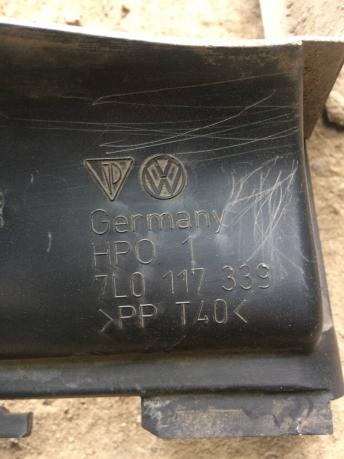Воздуховод интеркулера левый Volkswagen Touareg 7L0117339