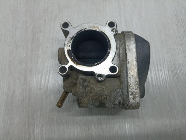 Дроссельная заслонка Skoda Octavia 036133062L