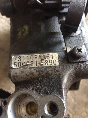 Компрессор кондиционера Subaru Impreza G10 73110FA151