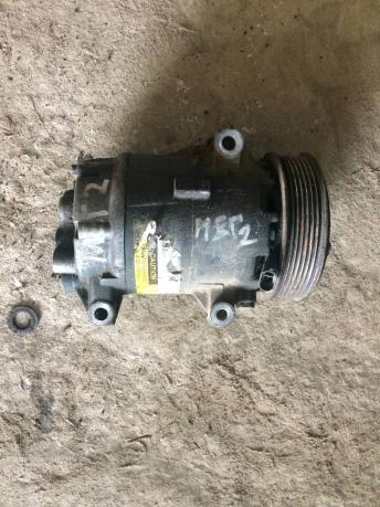 Компрессор кондиционера Renault Megane 2 8200316164