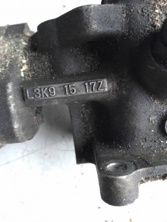 Клапан рециркуляции отработавших газов Mazda CX 7 L3K920300B