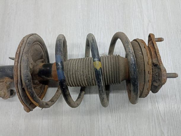 Стойка передняя левая Hyundai Elantra 4 546512H000