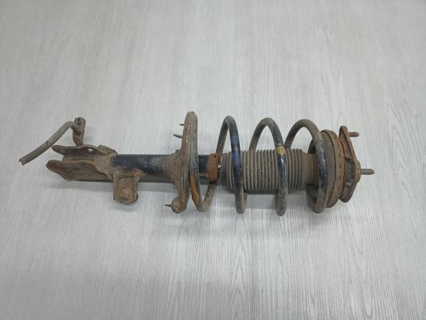 Стойка передняя левая Hyundai Elantra 4 546512H000