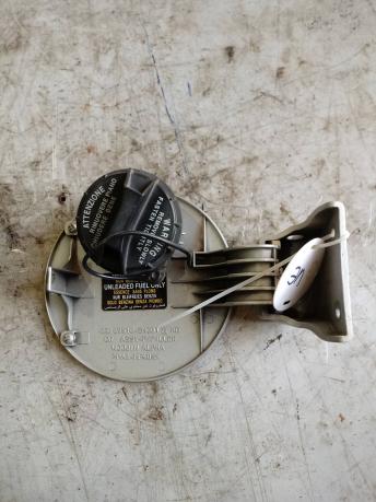 Лючок бензобака Hyundai Elantra 4 695102H001