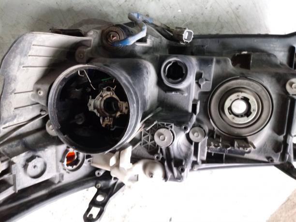 Фара правая Toyota Land Cruiser 200 8114560F30