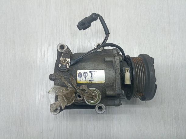 Компрессор кондиционера Ford Focus 1 1495637