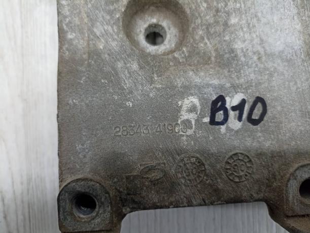 Кронштейн генератора Nissan Almera Classic B10 1191095F0A