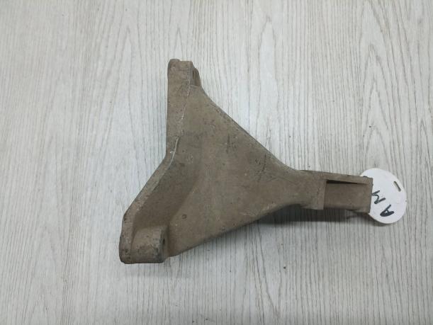 Кронштейн двигателя Chery Amulet A15 A111001411