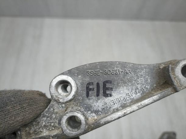 Кронштейн гидроусилителя Ford Fiesta 5 1325604