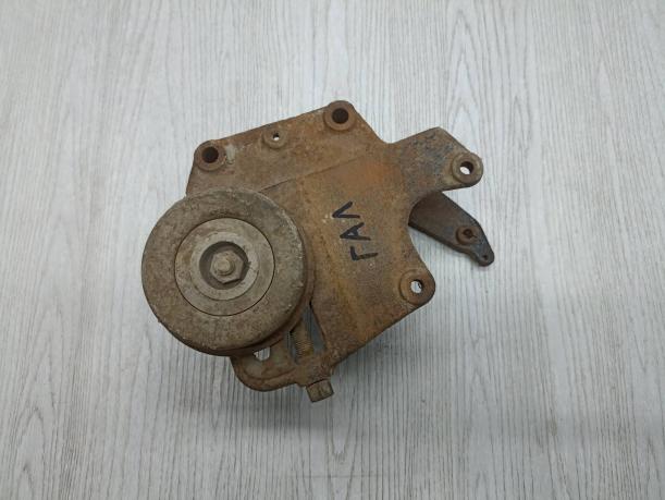 Кронштейн гидроусилителя Mitsubishi Galant 8 EA MD368545