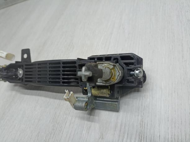 Ручка двери передней левая Мазда 6 GL TK495941XB51