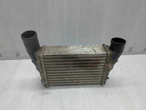 интеркулер Audi A4 B5 a6 c5 passat b5 058145805a