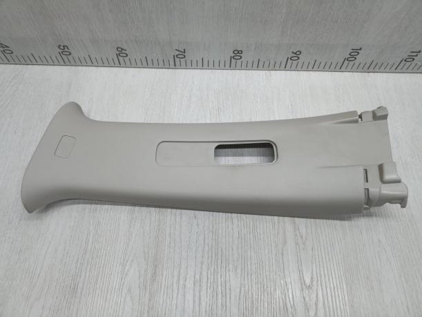 Обшивка средней стойки верхняя Ниссан Х-Трейл т32 769134CM0A