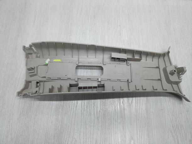 Обшивка средней стойки верхняя Ниссан Х-Трейл т32 769134CM0A