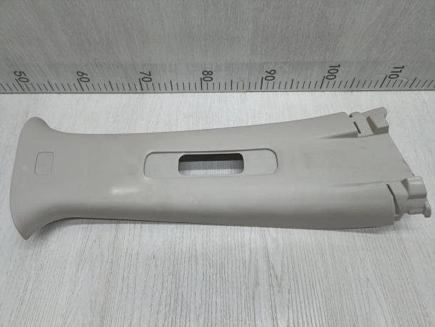 Обшивка средней стойки верхняя Ниссан Х-Трейл т32 769134CM0A