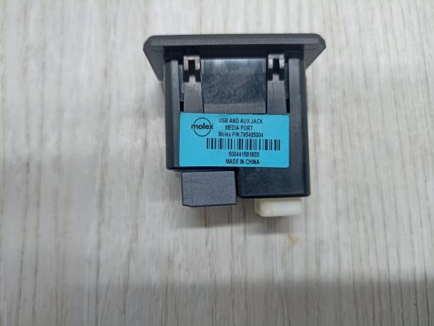Разъем USB AUX Ниссан Х-Трейл т32 280234BA0B