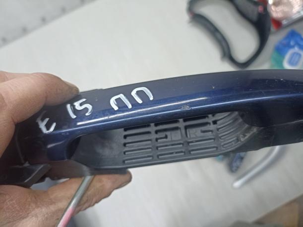 Ручка двери передней правой Toyota Corolla E15 6921112220R8