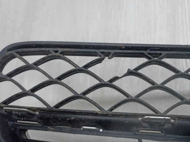 Решетка радиатора Mercedes W166 GLE A1668880260