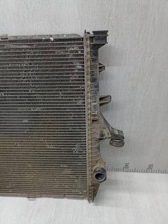 Радиатор основной на Ауди Ку7 7L6121253K