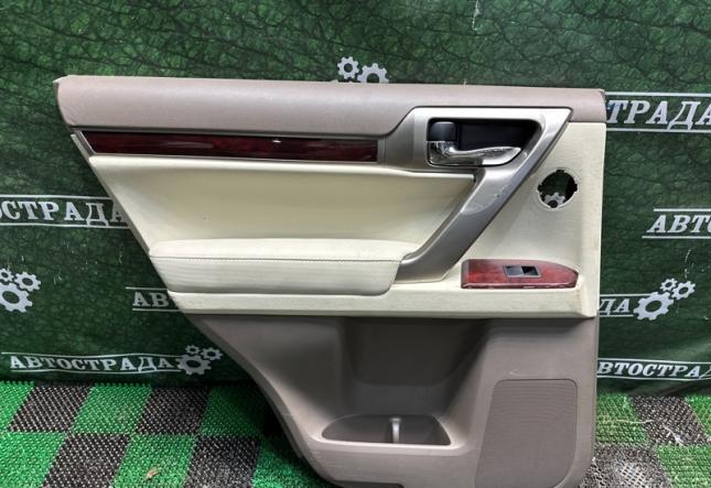 Обшивка боковой двери задняя левая Lexus Gx460 67630-60J10-C1