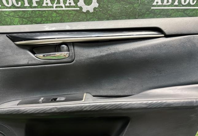 Обшивка боковой двери передняя правая Lexus Es 6 67610-33E60-21